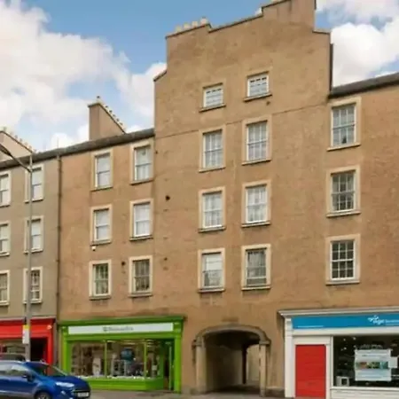 University And Central Edinburgh Exterior photo